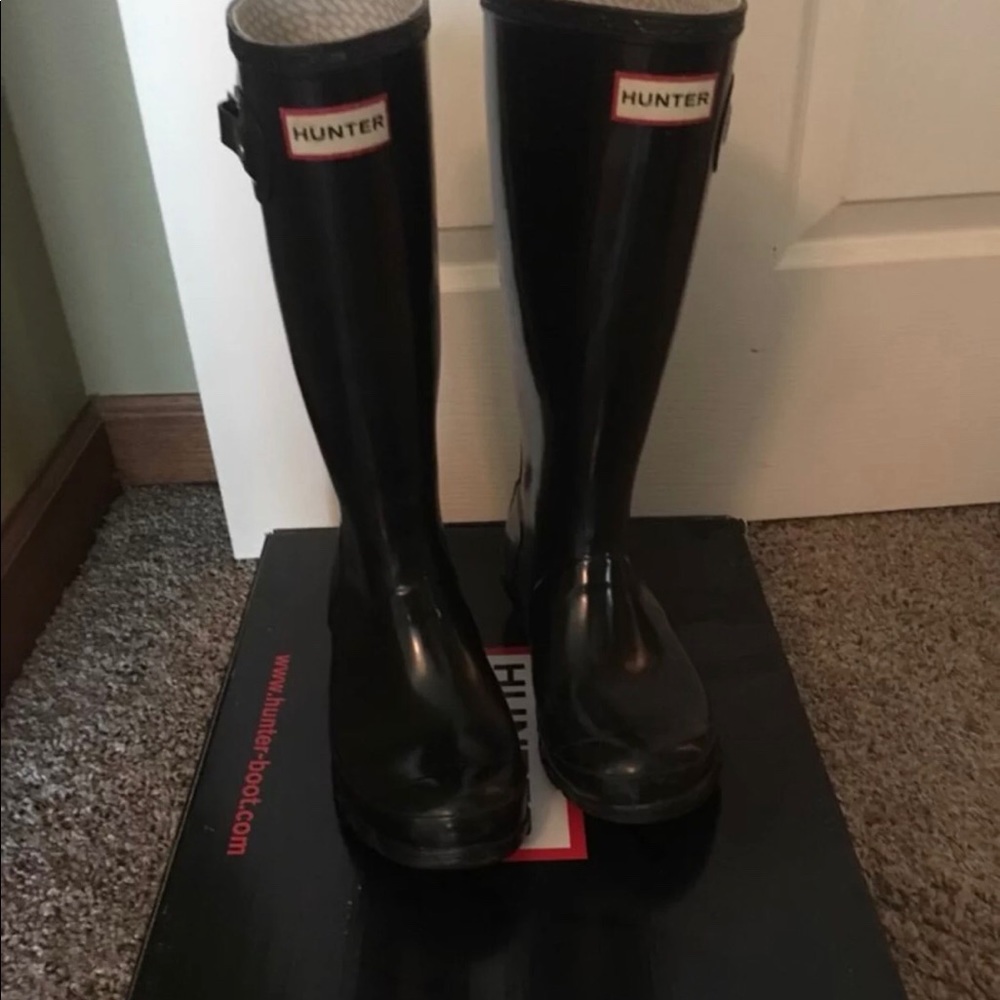 Black Hunter Boots Size 6 Big Kids
